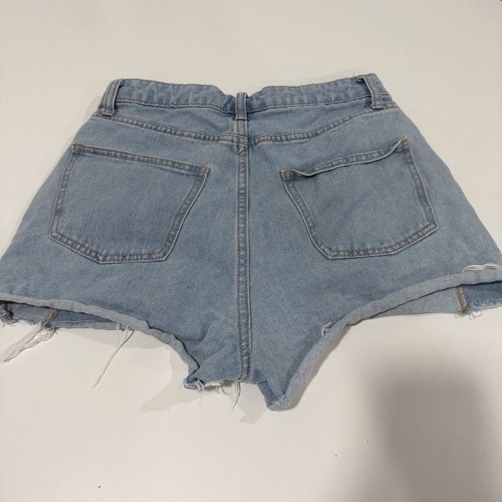 Wild Fable Two-Tone Indigo Patch Super High-Rise Cutoff Jean Shorts size 4 - Picture 6 of 6